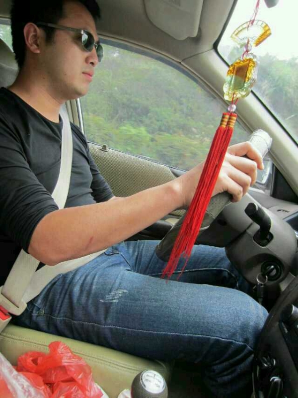 熊猫的第一张照片--贵阳相亲服务中心