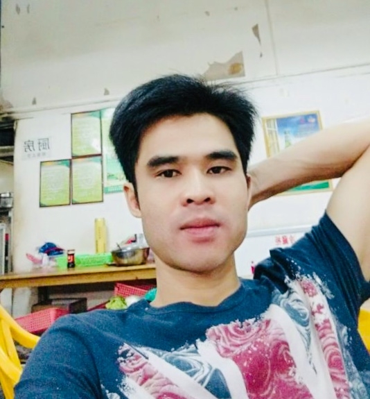 Huang的第一张照片--贵阳相亲服务中心