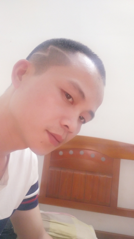 骑着蜗牛看世界的第一张照片--贵阳相亲服务中心