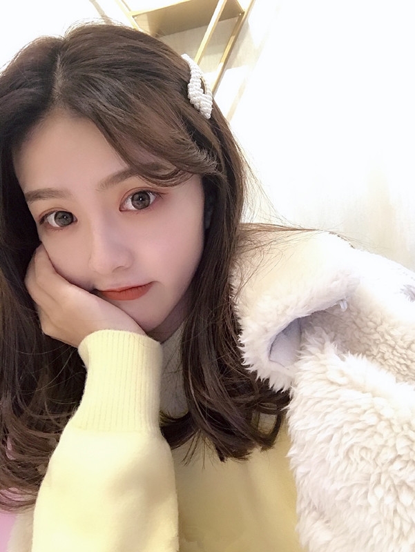 薇薇外送的第一张照片--贵阳相亲服务中心