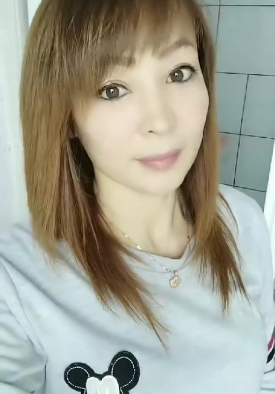 魅力白玲的第一张照片--贵阳相亲服务中心