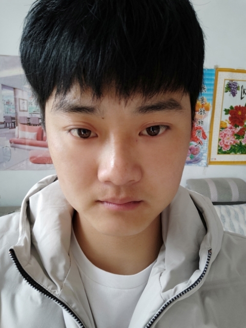 偏丶执的第二张照片--贵阳相亲服务中心