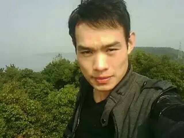 明镜的第一张照片--贵阳相亲服务中心