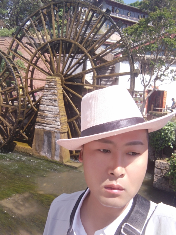 曲靖相亲的第一张照片--贵阳相亲服务中心