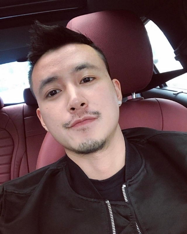 隆刘的第一张照片--贵阳相亲服务中心