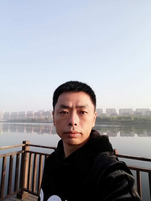 蓝颜的第一张照片--贵阳相亲服务中心