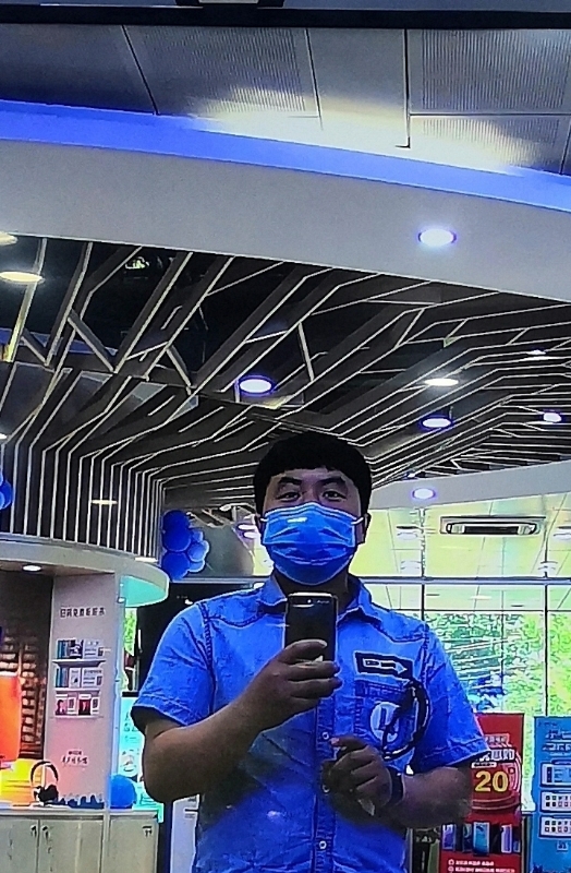 小蜜蜂的第一张照片--贵阳相亲服务中心