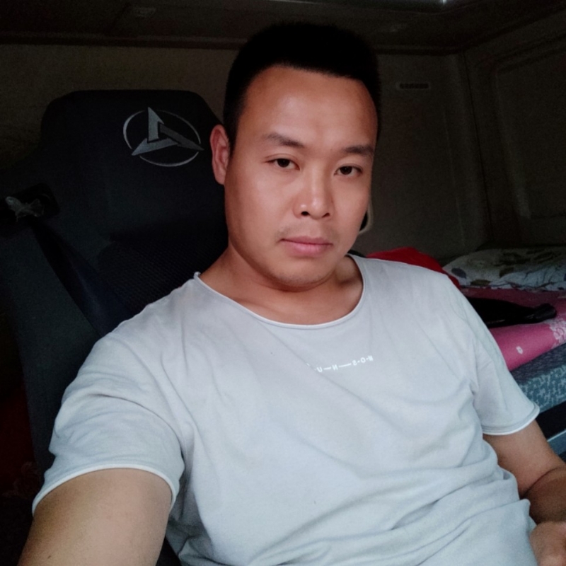 默默的第二张照片--贵阳相亲服务中心