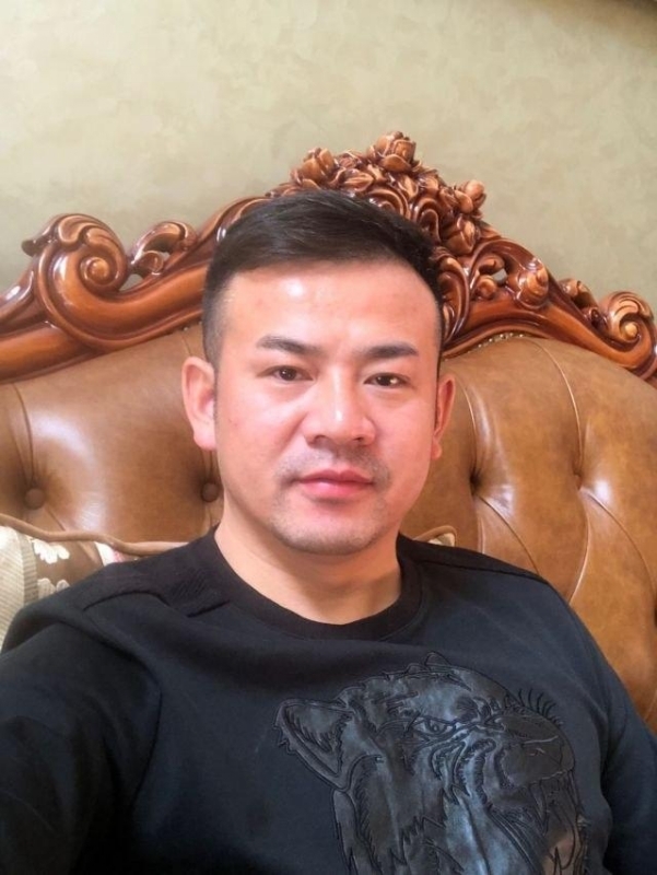 治国的第一张照片--贵阳相亲服务中心