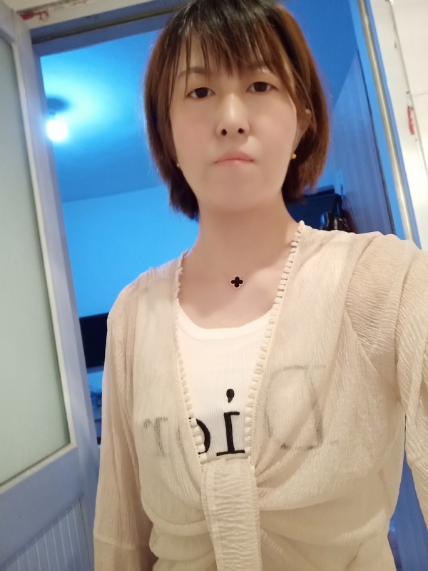 芬儿的第三张照片--贵阳相亲服务中心