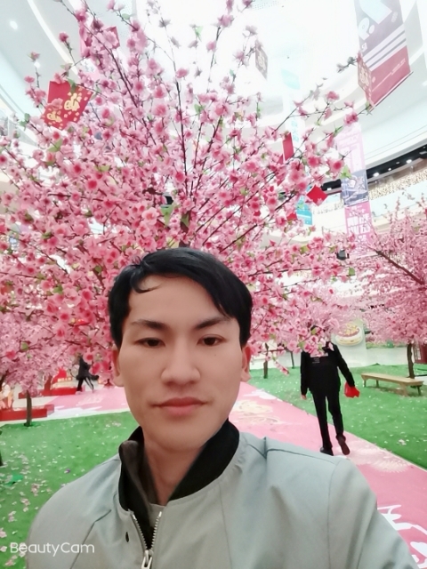 单身一人的第二张照片--贵阳相亲服务中心