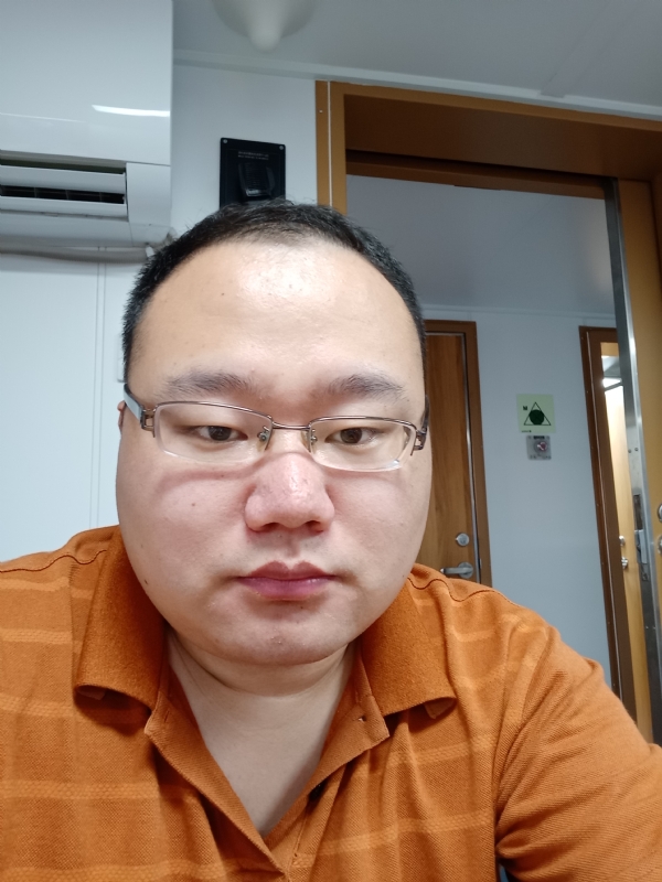 努力爱一次的第一张照片--贵阳相亲服务中心