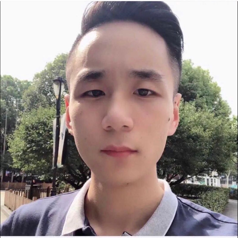 期待八月的雨的第一张照片--贵阳相亲服务中心