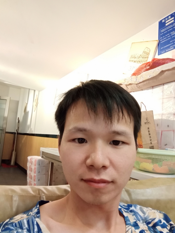 万里无云的第一张照片--贵阳相亲服务中心