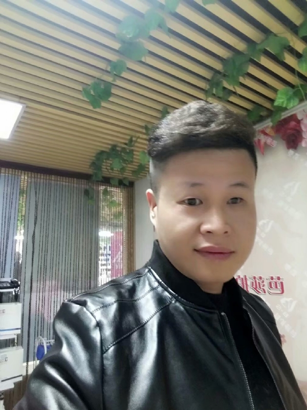 萧郎的第一张照片--贵阳相亲服务中心