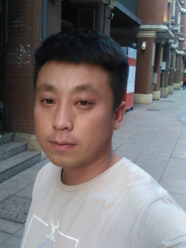 冰冷的心的第一张照片--贵阳相亲服务中心