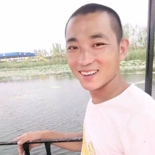 为你等候的第二张照片--贵阳相亲服务中心