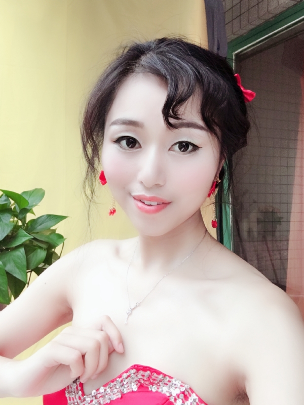 薇薇的第二张照片--贵阳相亲服务中心