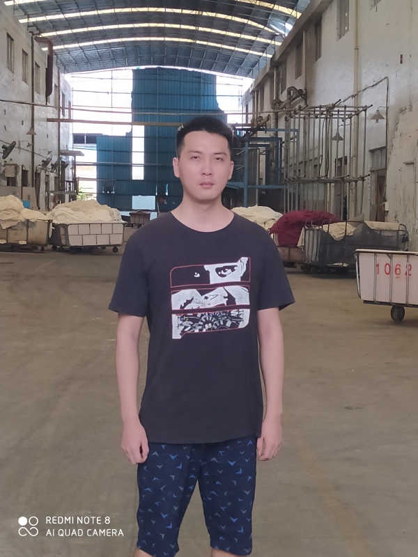 六月雨的第一张照片--贵阳相亲服务中心