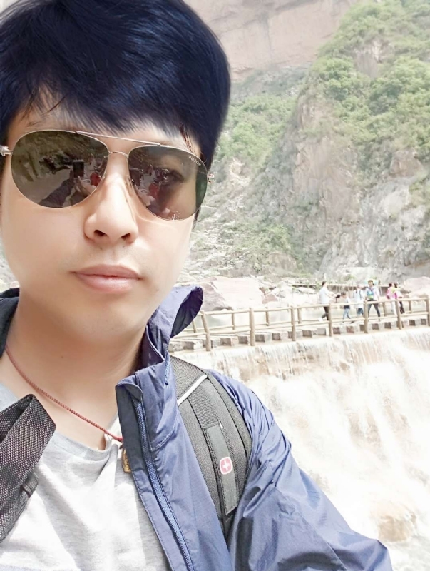 雅俗共赏的第一张照片--贵阳相亲服务中心