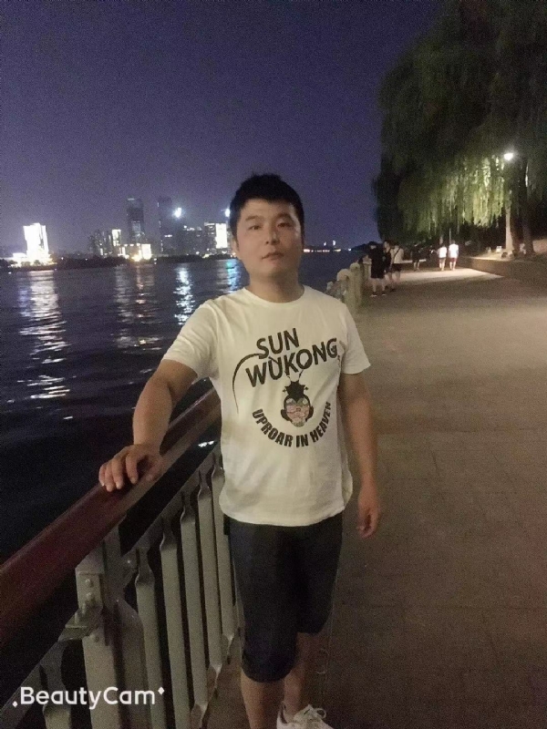 古月的第二张照片--贵阳相亲服务中心