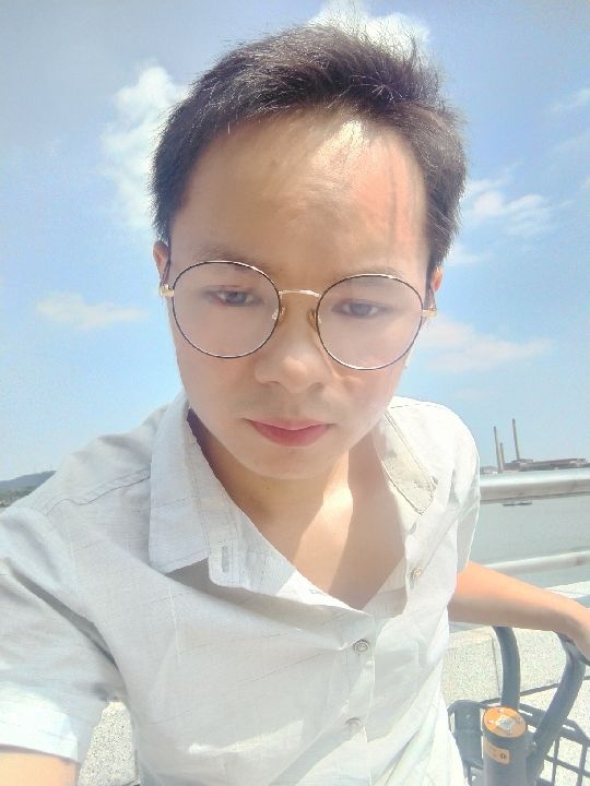 楠呐的第三张照片--贵阳相亲服务中心