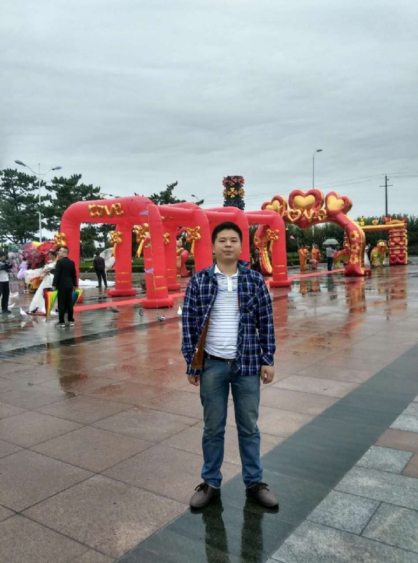 在奋斗的第三张照片--贵阳相亲服务中心