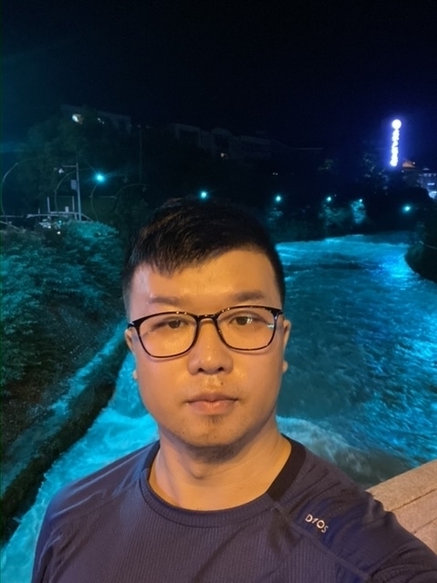 你在哪里的第一张照片--贵阳相亲服务中心