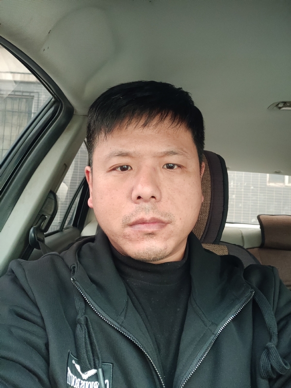 田立城的第一张照片--贵阳相亲服务中心