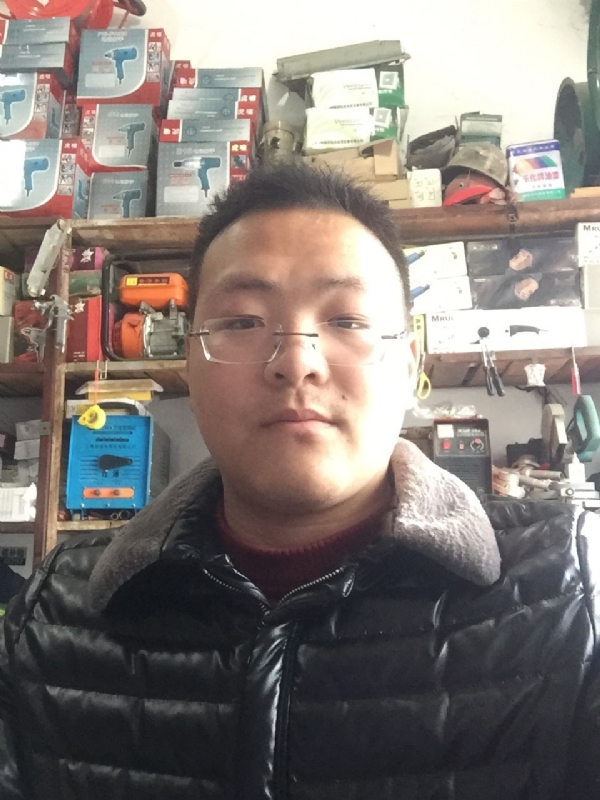 鼎福的第一张照片--贵阳相亲服务中心