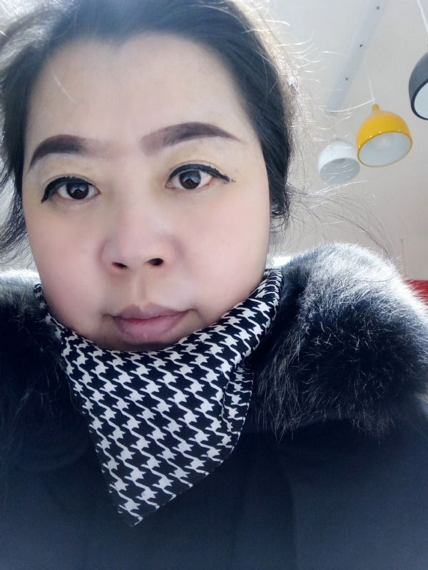 余猪猪的第一张照片--贵阳相亲服务中心