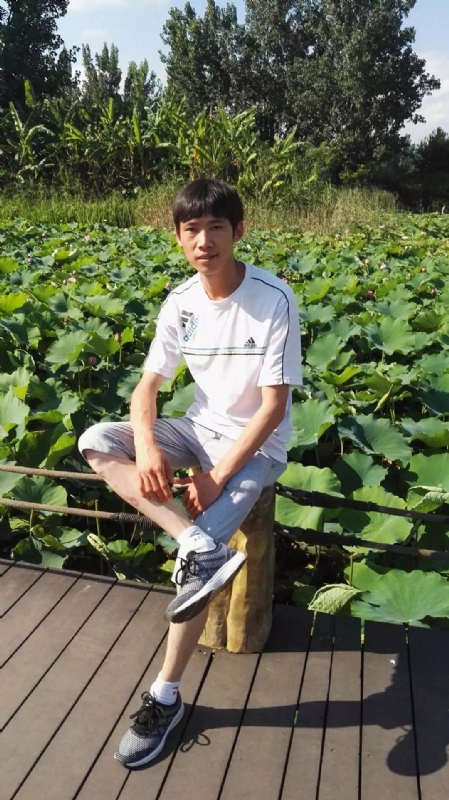 洛佐山娃的第一张照片--贵阳相亲服务中心