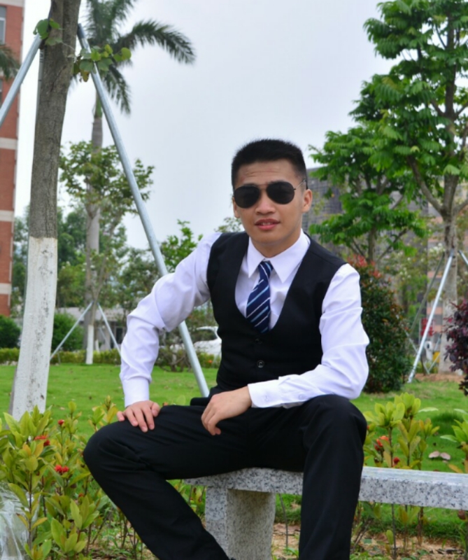 胡伊旗的第一张照片--贵阳相亲服务中心