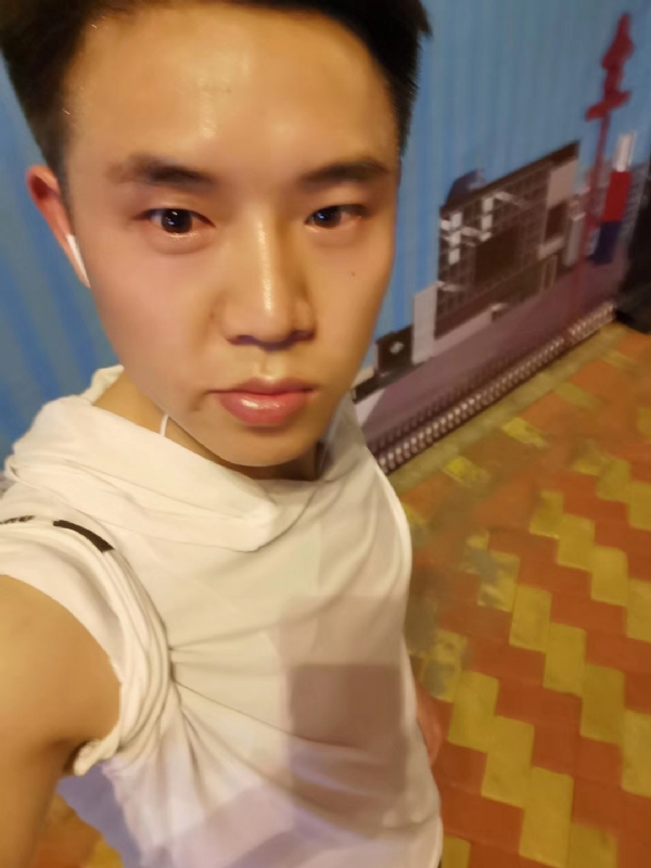 小雷的第三张照片--贵阳相亲服务中心