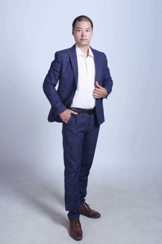 努力的青年的第一张照片--贵阳相亲服务中心