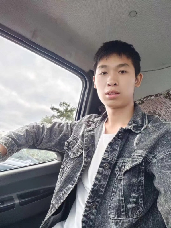 康康的第一张照片--贵阳相亲服务中心