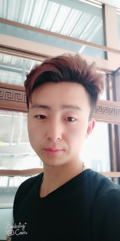 拼命微笑的第二张照片--贵阳相亲服务中心