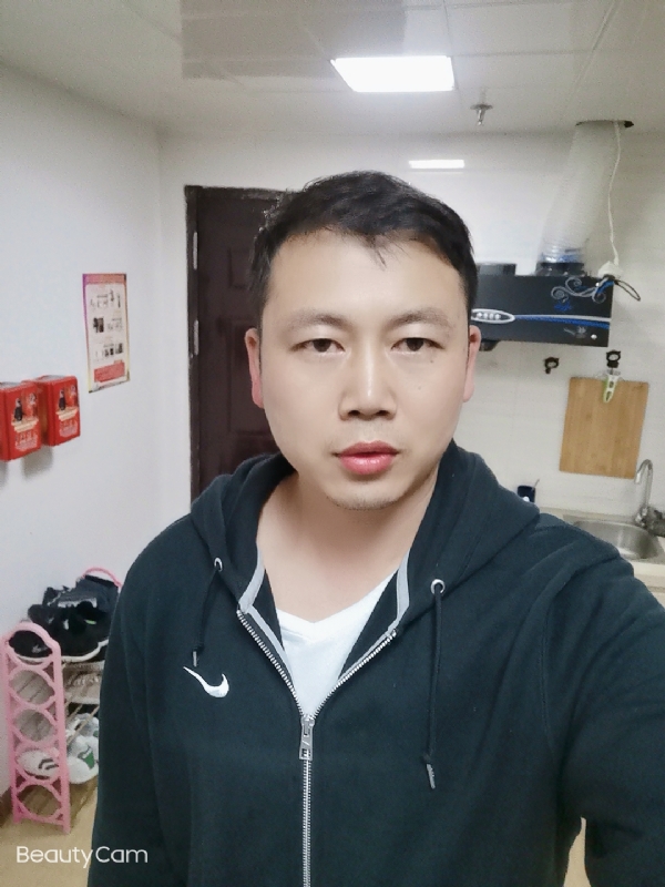 暖暖的风的第一张照片--贵阳相亲服务中心