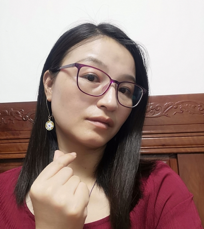 妹叮的第一张照片--贵阳相亲服务中心