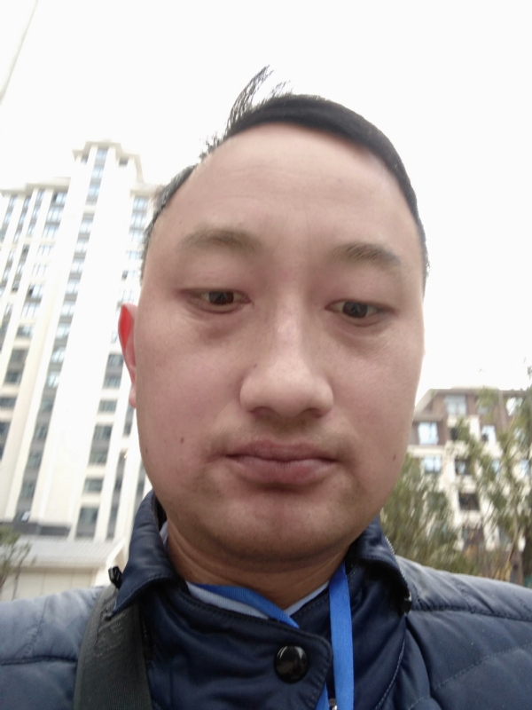 老男人的第一张照片--贵阳相亲服务中心