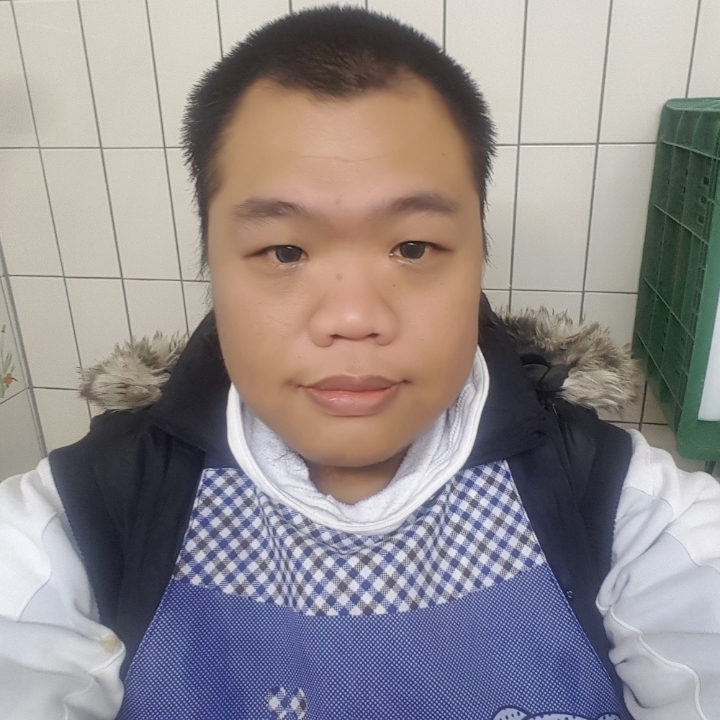 黑熊的第一张照片--贵阳相亲服务中心