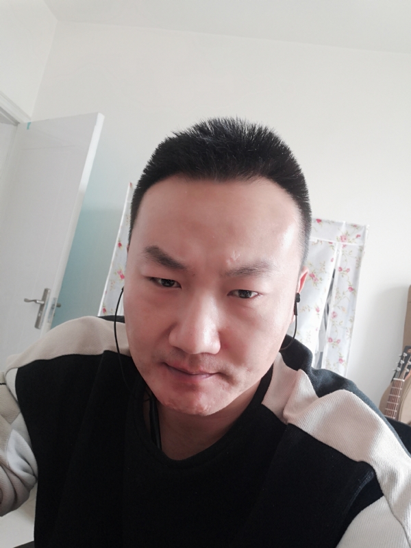 曹先森的第一张照片--贵阳相亲服务中心