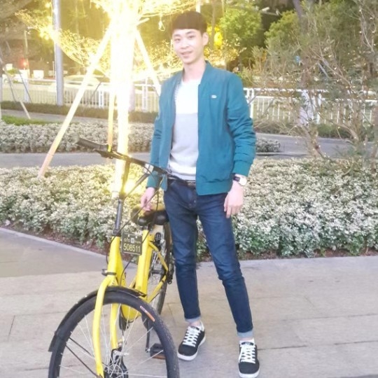 李伟的第一张照片--贵阳相亲服务中心