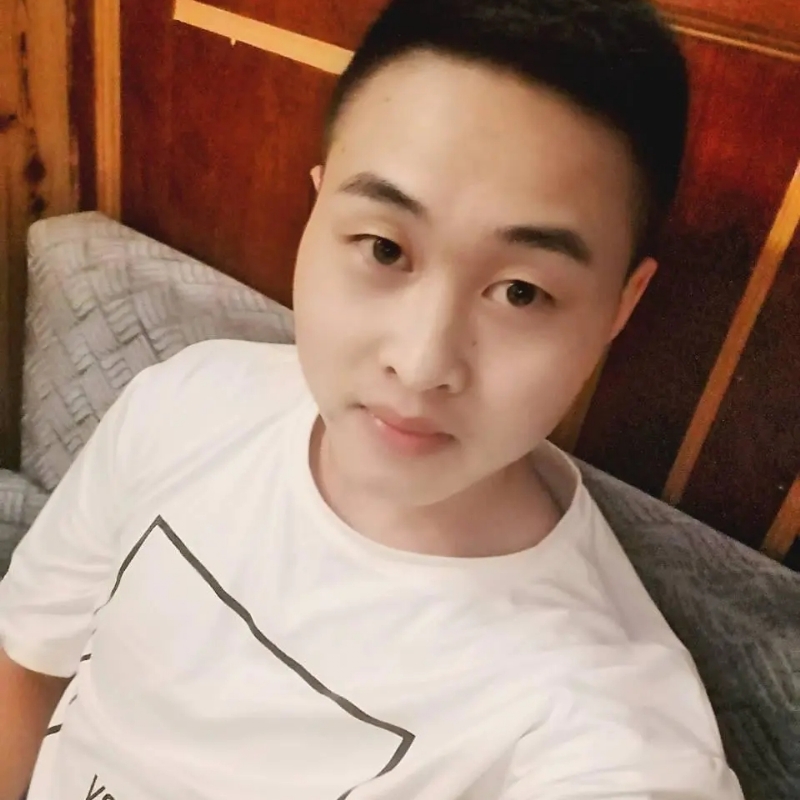 娃娃脸小爸爸的第一张照片--贵阳相亲服务中心