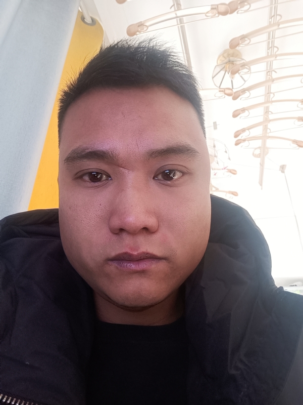 帅的每天被人砍的第一张照片--贵阳相亲服务中心