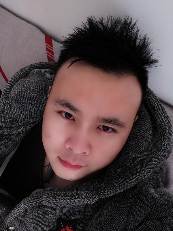 明明的第一张照片--贵阳相亲服务中心