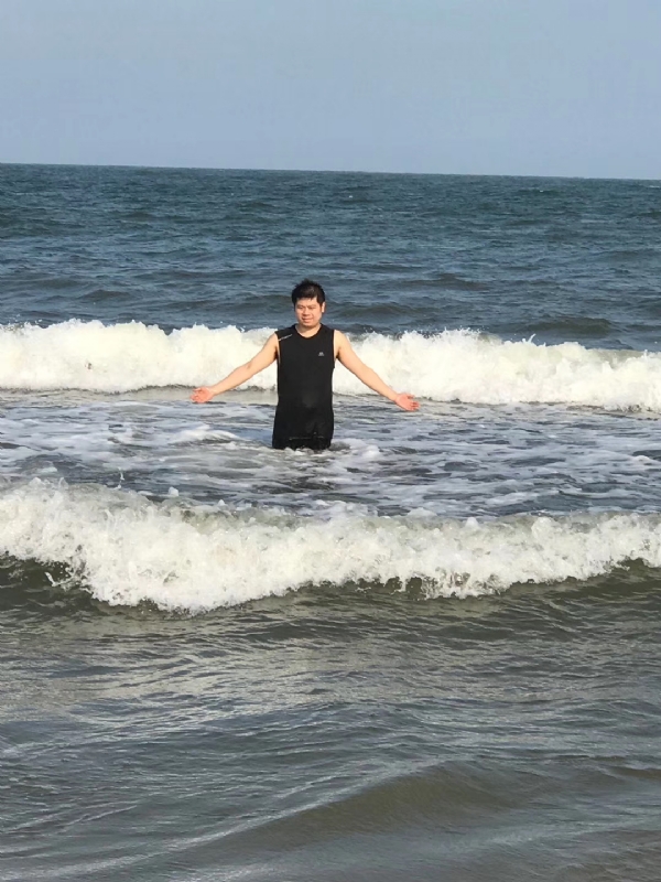 TS杰的第一张照片--贵阳相亲服务中心