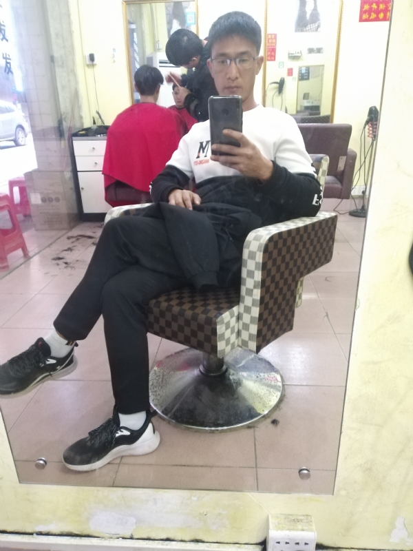 hushuai的第一张照片--贵阳相亲服务中心