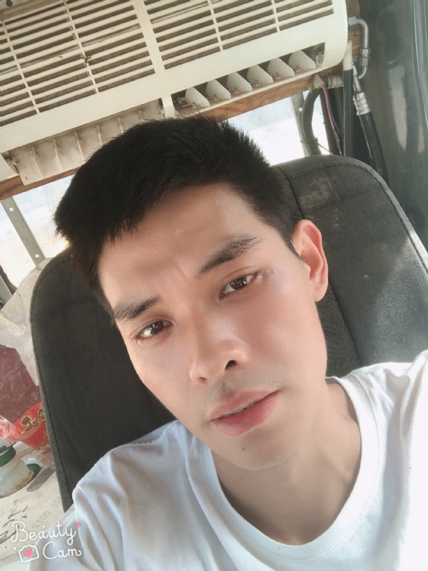 小董的第一张照片--贵阳相亲服务中心