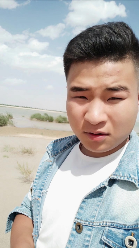 王强的第一张照片--贵阳相亲服务中心